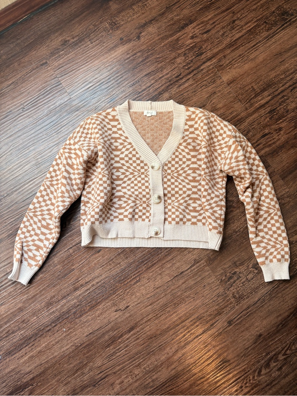 debut Cream and Tan Geometric Button-Up Cardigan